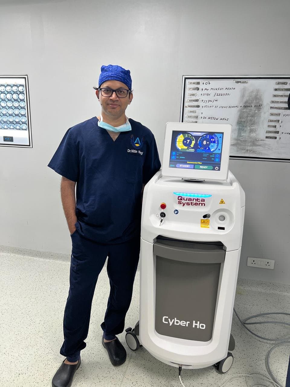 Dr. Nitin Negi, best urologist in Jaipur, with the 150W Holmium laser